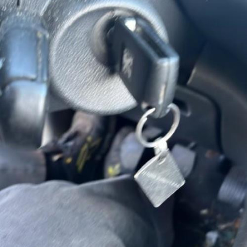 Baguette de coffre PEUGEOT 5008 1 Photo n°20