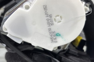 Pretensionneur de ceinture avant droit PEUGEOT 3008 1