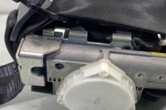 Ceinture avant gauche PEUGEOT 3008 1