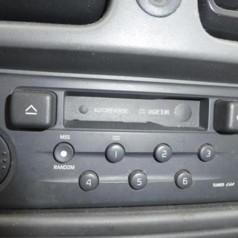 Porte avant gauche RENAULT CLIO 2 Photo n°14