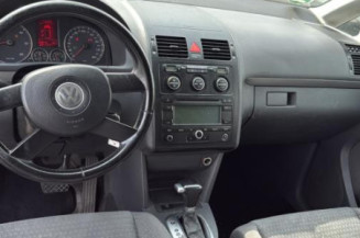 Pare choc avant VOLKSWAGEN TOURAN 1