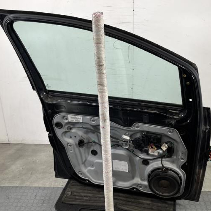 Porte avant gauche VOLKSWAGEN TOURAN 1 Photo n°6