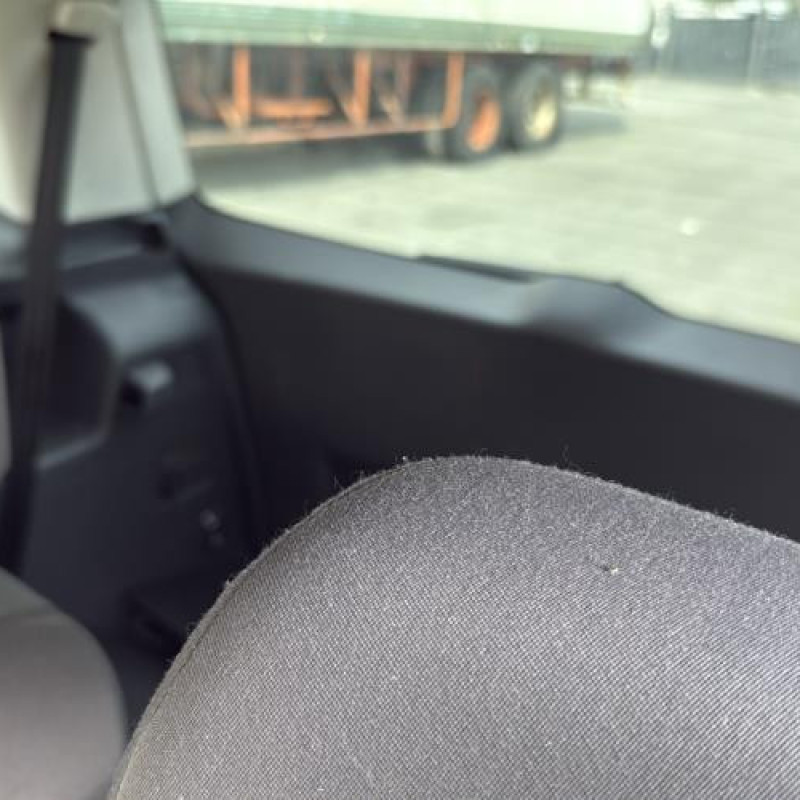 Porte avant gauche VOLKSWAGEN TOURAN 1 Photo n°18