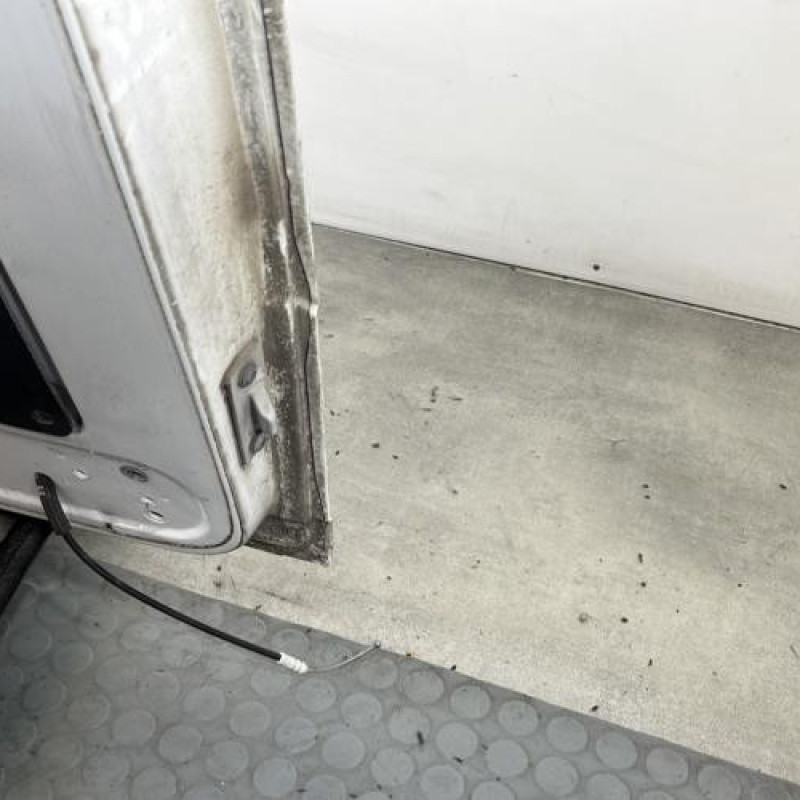 Porte laterale gauche CITROEN JUMPER 3 Photo n°4
