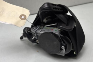 Pretensionneur de ceinture avant droit DACIA DUSTER 1