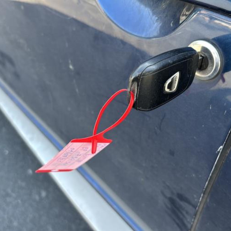 Pretensionneur de ceinture avant droit DACIA DUSTER 1 Photo n°9