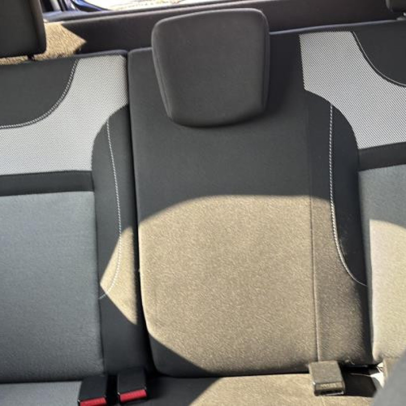 Pretensionneur de ceinture avant droit DACIA DUSTER 1 Photo n°11