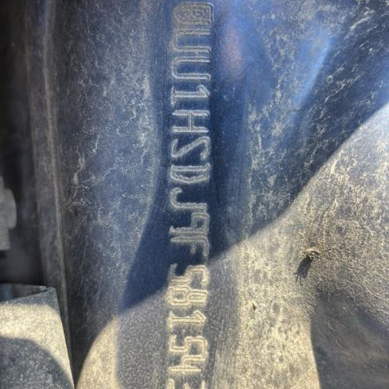 Pretensionneur de ceinture avant droit DACIA DUSTER 1 Photo n°15