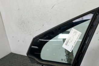 Custode avant gauche (porte) PEUGEOT 208 1