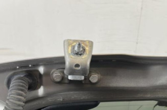 Malle/Hayon arriere PEUGEOT 208 1