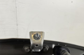 Malle/Hayon arriere PEUGEOT 208 1