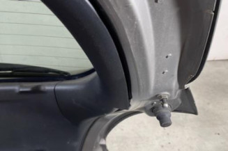 Malle/Hayon arriere PEUGEOT 208 1