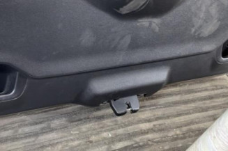 Malle/Hayon arriere PEUGEOT 208 1