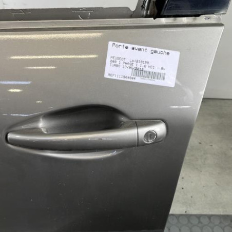 Porte avant gauche PEUGEOT 208 1