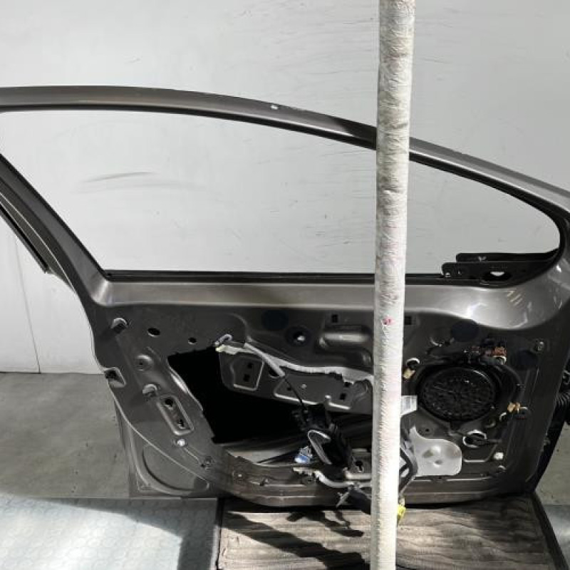 Porte avant gauche PEUGEOT 208 1 Photo n°6
