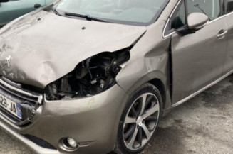 Porte avant gauche PEUGEOT 208 1