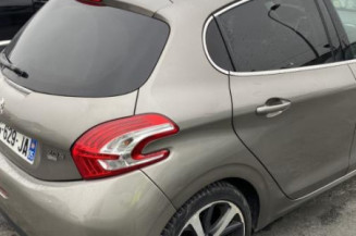 Porte avant gauche PEUGEOT 208 1