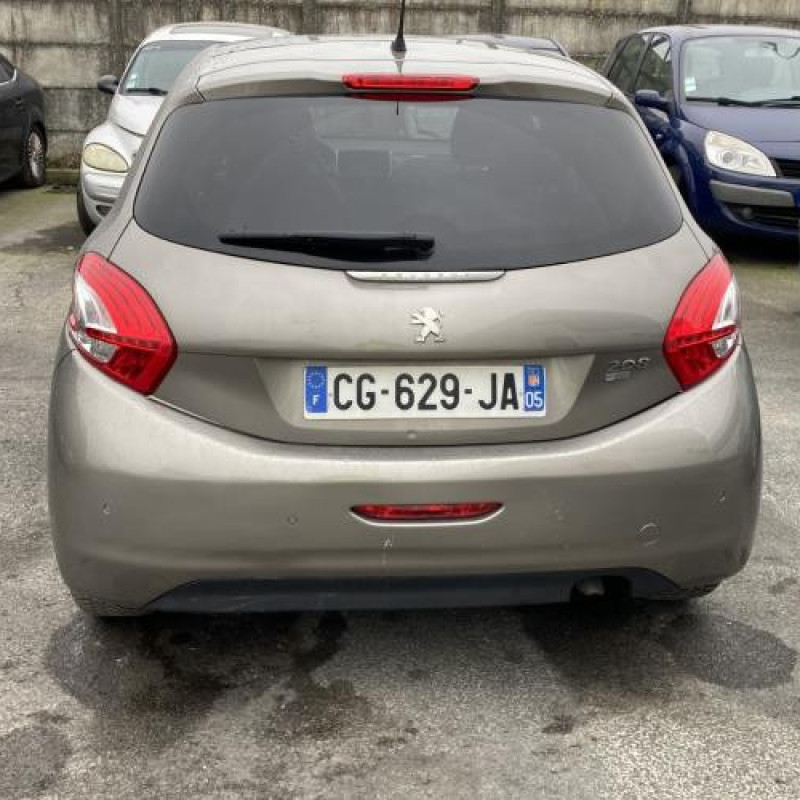 Porte avant gauche PEUGEOT 208 1 Photo n°11