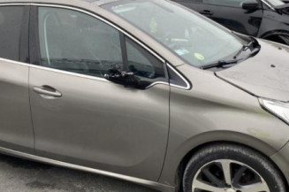 Porte avant gauche PEUGEOT 208 1