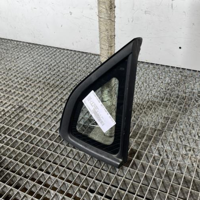 Custode arriere droit KIA CEE-D 2 Photo n°3