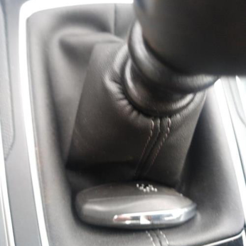 Porte avant gauche PEUGEOT 308 2 Photo n°12