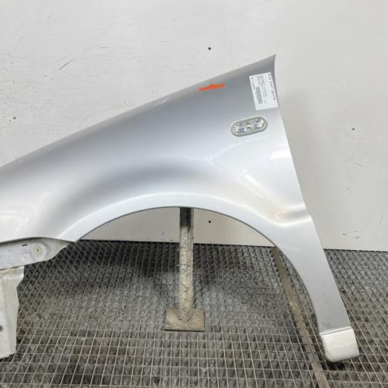 Aile avant gauche VOLKSWAGEN POLO 3 Photo n°1