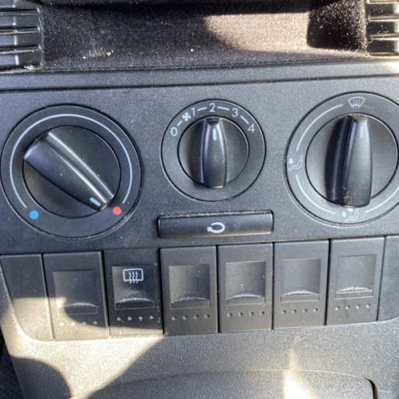 Aile avant gauche VOLKSWAGEN POLO 3 Photo n°20