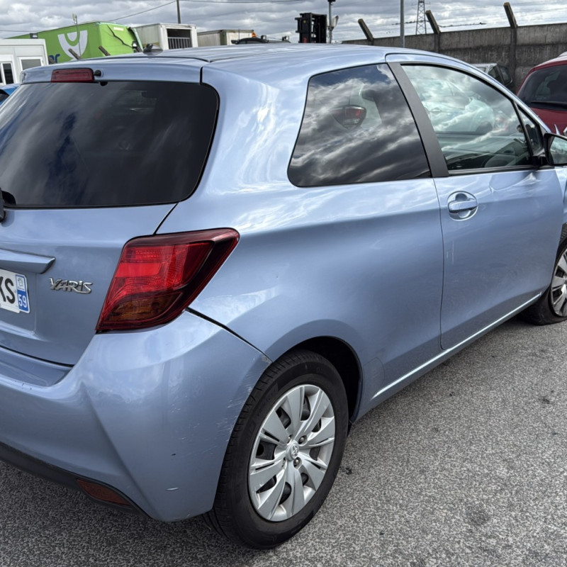 TOYOTA YARIS 3 PHASE 2 1.0 VVTI - 12V Photo n°3