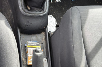 TOYOTA YARIS 3 PHASE 2 1.0 VVTI - 12V