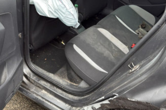 VOLKSWAGEN POLO 5 PHASE 1 1.6 TDI - 16V TURBO