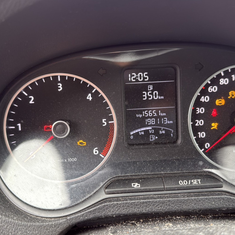 VOLKSWAGEN POLO 5 PHASE 1 1.6 TDI - 16V TURBO Photo n°22