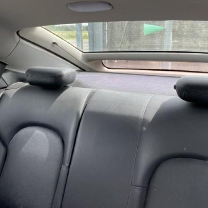 Calandre MERCEDES CLASSE C 203 COUPE SPORT Photo n°13