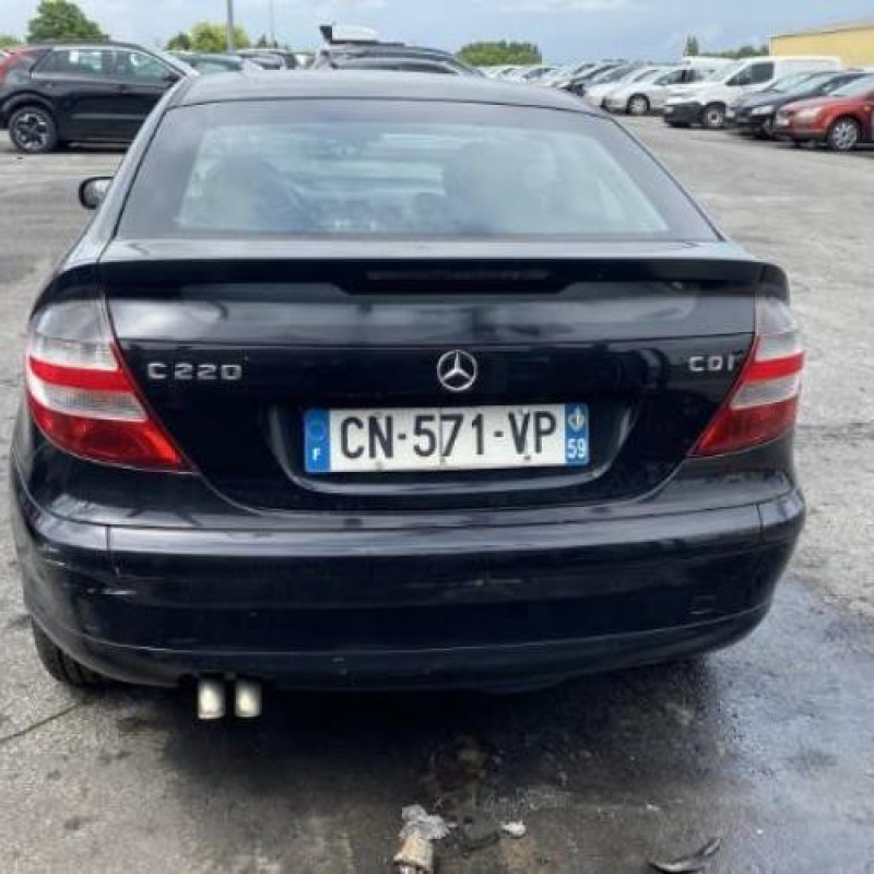 Calandre MERCEDES CLASSE C 203 COUPE SPORT Photo n°18