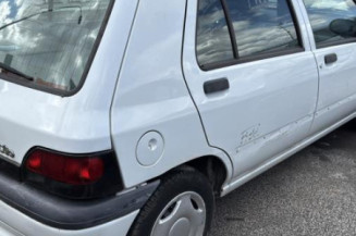 Capot RENAULT CLIO 1