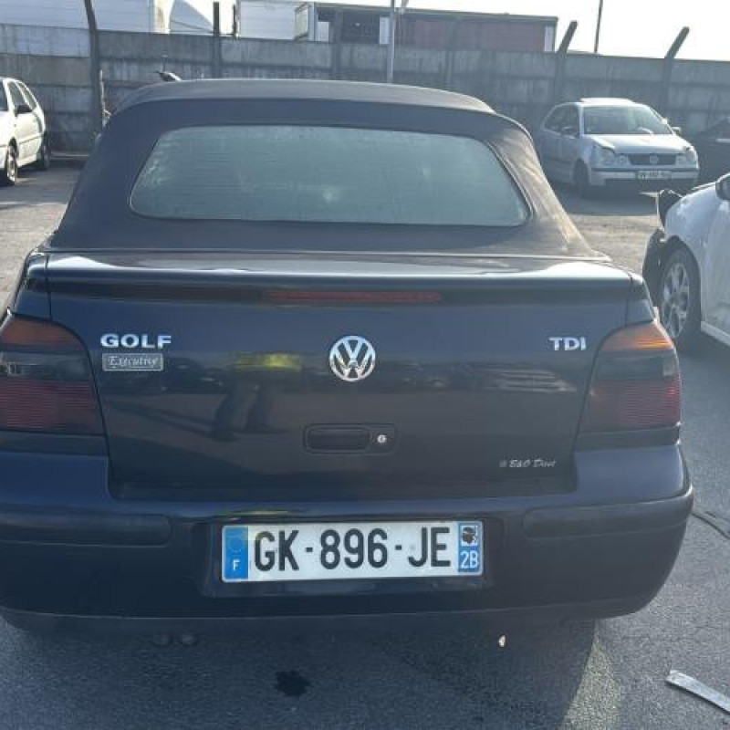 Calandre VOLKSWAGEN GOLF 4 Photo n°19