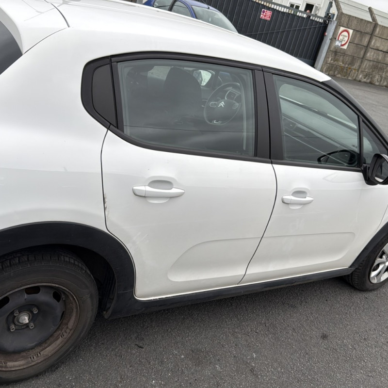 CITROEN C3 3 PHASE 2 1.5 BLUE HDI - 16V TURBO Photo n°7