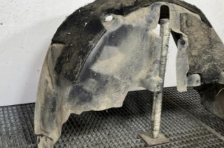 Pare boue arriere droit JEEP CHEROKEE 4