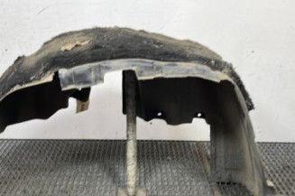 Pare boue arriere gauche JEEP CHEROKEE 4