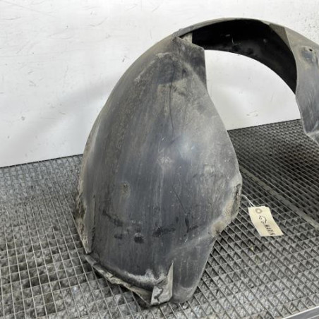 Pare boue avant gauche VOLKSWAGEN PASSAT 5