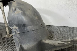 Pare boue avant gauche VOLKSWAGEN PASSAT 5