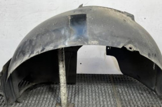 Pare boue avant gauche VOLKSWAGEN PASSAT 5