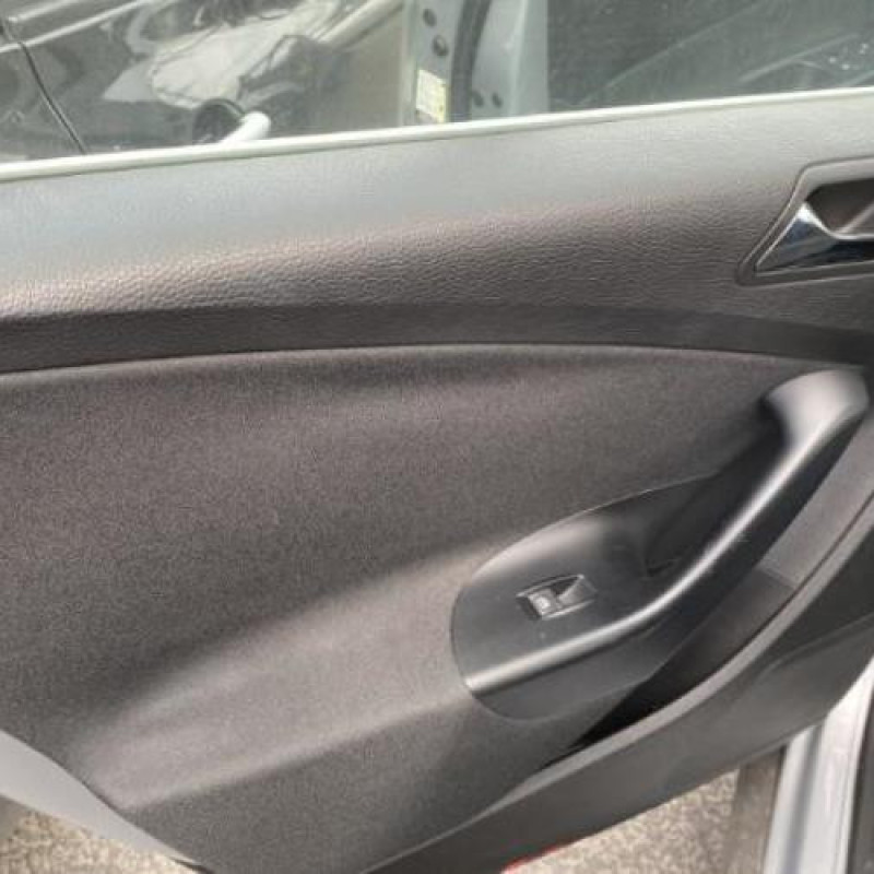 Pare boue avant gauche VOLKSWAGEN PASSAT 5 Photo n°8