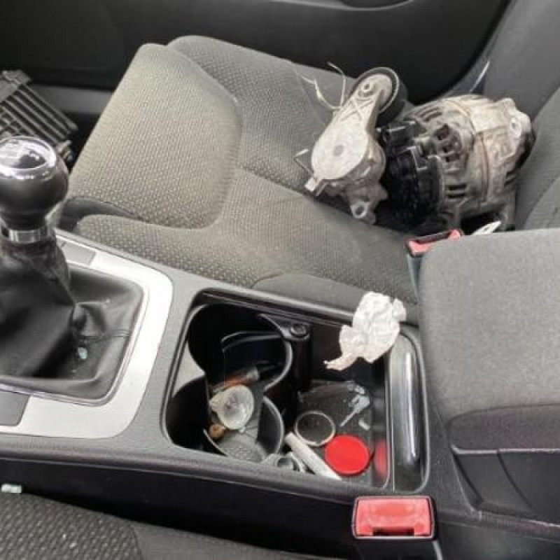 Pare boue avant gauche VOLKSWAGEN PASSAT 5 Photo n°19