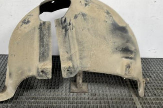 Pare boue arriere gauche VOLKSWAGEN POLO 5