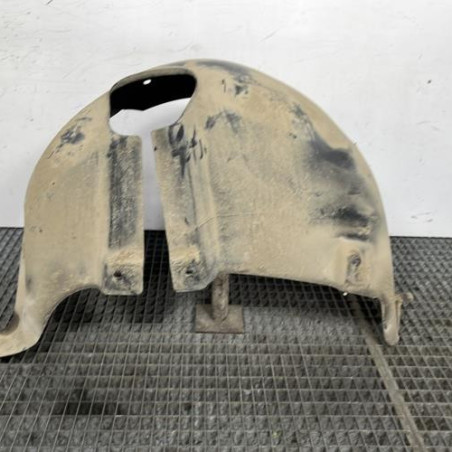 Pare boue arriere gauche VOLKSWAGEN POLO 5