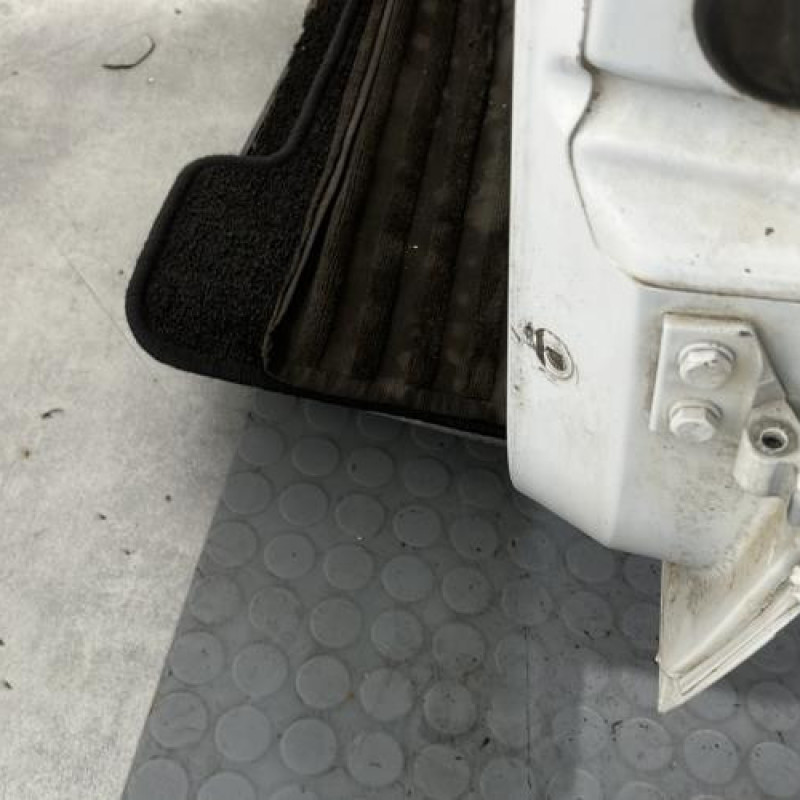 Porte avant gauche PEUGEOT PARTNER 1 Photo n°5