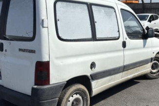 Porte avant gauche PEUGEOT PARTNER 1