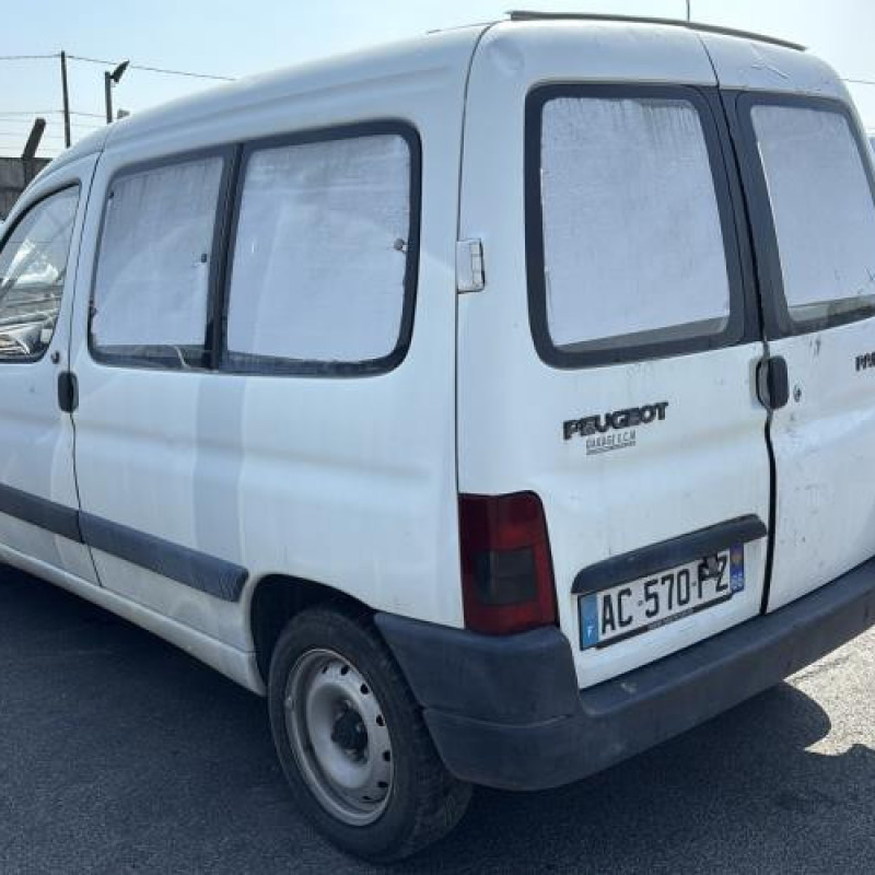 Porte avant gauche PEUGEOT PARTNER 1 Photo n°10