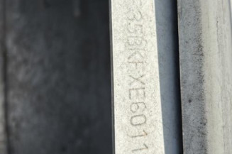 Porte avant gauche PEUGEOT PARTNER 1