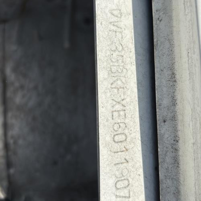 Porte avant gauche PEUGEOT PARTNER 1 Photo n°16